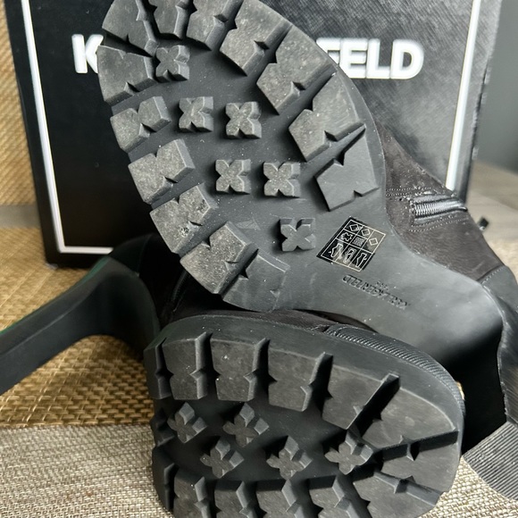 Karl Lagerfeld Paris - Style Victoria Black Heel Boots - Picture 5 of 6